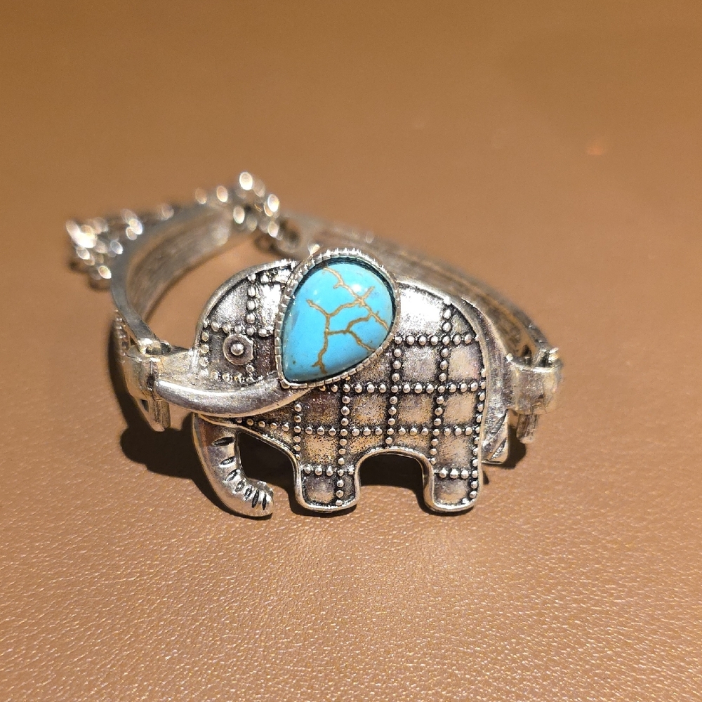 Source Unknown Silver Elephant Cuff Bracelet With… - image 2
